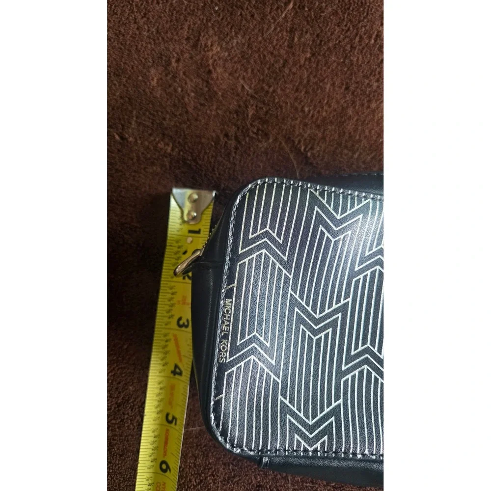 Michael Kors Black Leather Geometric Chevron Tassel Crossbody Bag Silver HW